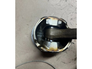  Поршень с шатуном AXD 038j, 300408  Volkswagen Transporter - Caravelle T5  