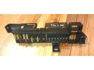 Pojistková skříňka 2105460543d2 Mercedes-Benz E W210 1998