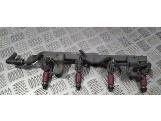 Топливная рампа 19556003310, 1955600-3310 Mazda 3 I 1.6