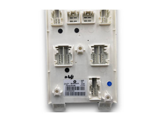 Блок предохранителей P68406047AB Jeep Grand Cherokee