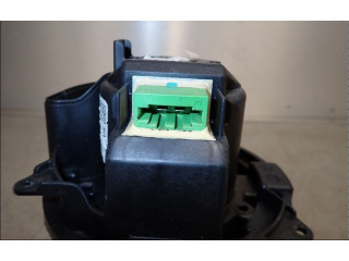 Вентилятор печки    278605796R   Dacia Sandero III