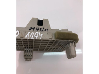 Pojistková skříňka 2G30 Toyota Avensis T220 1997