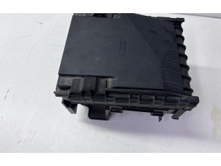   Pojistková skříňka 5N0937808   Volkswagen Tiguan 2013