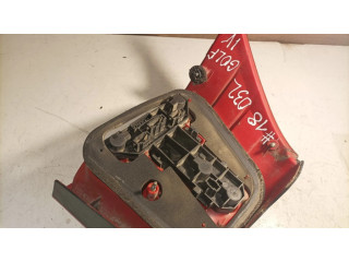 Задний фонарь правый 1J6945096R Volkswagen Golf IV 1998-2005 года