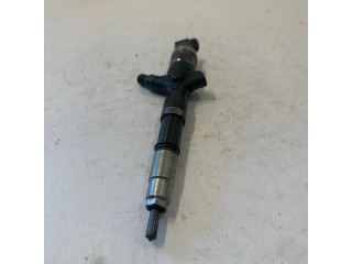 Vstřikovač 2367030280, 09K12852   Toyota Land Cruiser (J120)  pro naftový motor 3.0  
