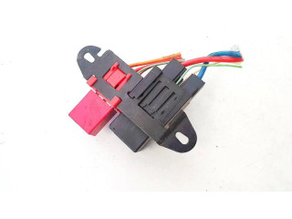 Блок предохранителей  8047, 1129985   Ford Ka    