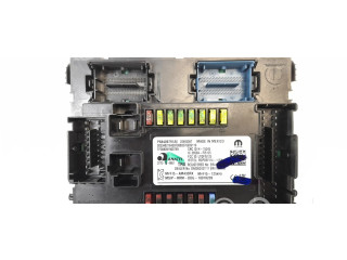 Блок предохранителей P68409791AE Jeep Compass