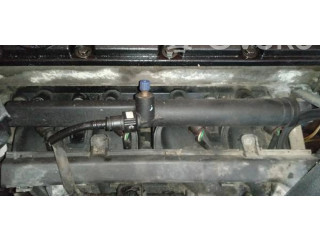 Топливная рампа 9628084680, 01F005A Citroen Xsara Picasso