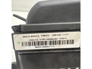 Блок предохранителей H1BT14D068BH Ford Fiesta