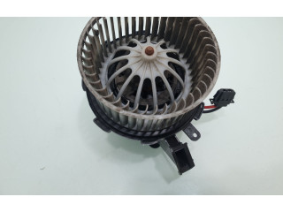 Вентилятор печки    U08520003   Audi Q5 SQ5