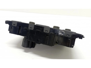 Блок управления климат-контролем 8682930, 02W08E Volvo S60