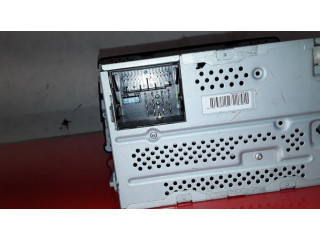 Радио/ проигрыватель CD/DVD / навигация