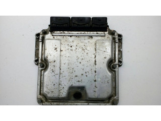 Řídící jednotka 0281010635 Renault Vel Satis 2002