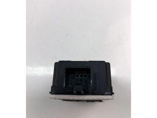 Блок управления 30797900   Volvo V70