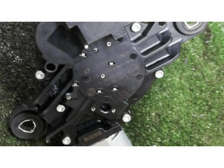 Моторчик заднего дворника 390201216    Volkswagen Golf VI