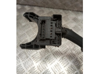 Ручка стеклоочистителей    Volkswagen PASSAT B5