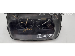 Панель приборов 87001262 Volkswagen Golf III