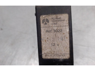 Zpětné zrcátko Renault 11 1985 3022, 2PINES