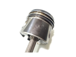  Поршень с шатуном    Volkswagen Golf Cross  