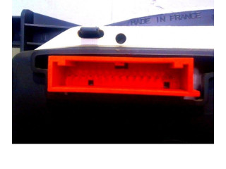 Панель приборов 8200261086, 8200261086 Renault Clio II