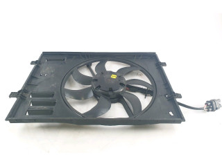 Вентилятор радиатора     5Q0121203DD, C0-3888X    Audi A3 S3 8V 