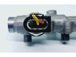 Vstřikovací lišta 059130089BS   Audi A8 S8 D4 4H     