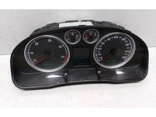 Přístrojová deska Volkswagen PASSAT B5.5 2002 3B0920805A, VWZ7Z0Y3013709