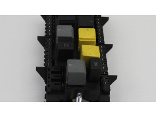 Pojistková skříňka A1669068201 Mercedes-Benz GL X166 2015