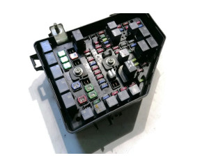 Блок предохранителей 20860988   Cadillac CTS    