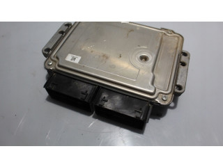 Блок управления двигателем ECU