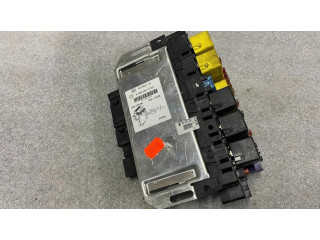 Pojistková skříňka a0205451732 Mercede-Benz S W220 2004