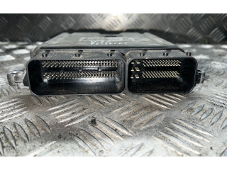 Блок управления двигателя 30729826A, 0281012103 Volvo V70