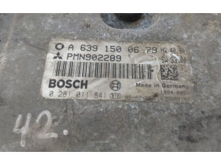 Блок управления двигателя PMN902289, 0281011841 Nissan Primera