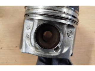  Поршень R9M415 080340  Renault Trafic III (X82)  