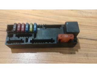 Pojistková skříňka 0005400072 Mercedes-Benz C W202 2000