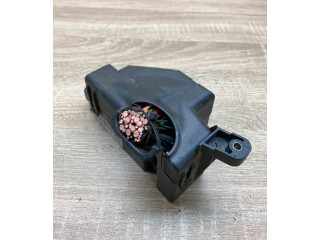 Блок предохранителей 06153376, 15110501870 Audi A2