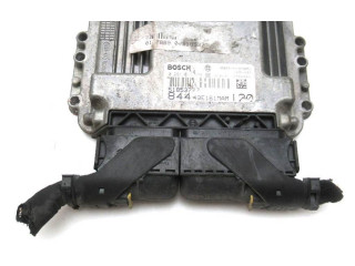 Блок управления двигателем Блок управления 51853777   Lancia Delta