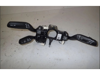 Ручка стеклоочистителей    Audi A1