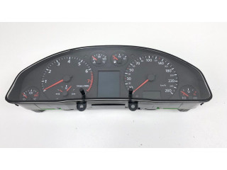 Панель приборов 8D0919881J   Audi A4 S4 B5 8D       