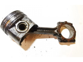 Píst Nissan Almera Tino