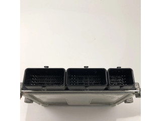 Блок управления двигателя 237104789R   Renault Clio IV