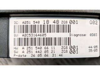 Přístrojová deska Mercedes-Benz R W251 2007 A2515401848, 003042