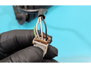 Зеркало электрическое Mitsubishi Carisma 2000 - 2004 года