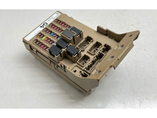 Блок предохранителей 82201FL403, 710931   Subaru XV II