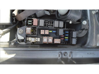 Блок предохранителей    Subaru Forester SG    