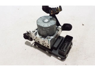 Блок АБС 32214772 Volvo S60 2018 - года