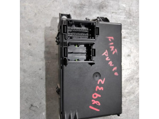 Pojistková skříňka 00517954290 Fiat Punto (199)