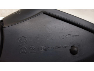 Зеркало электрическое Peugeot 208 2012-2019 года