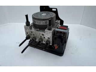 Блок АБС 5Q0614517K Volkswagen Golf VII 2013 - 2019 года