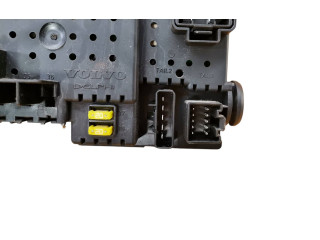 Блок предохранителей 30728512, 06W232   Volvo XC90    